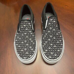 Airwalk Ride-J Women's Black/White Skate Sneaker Shoe, Size 8.5 NWT